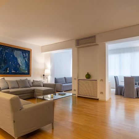 Attic With Terrace And Jacuzzi - Luxury Apartment Rzym Zewnętrze zdjęcie